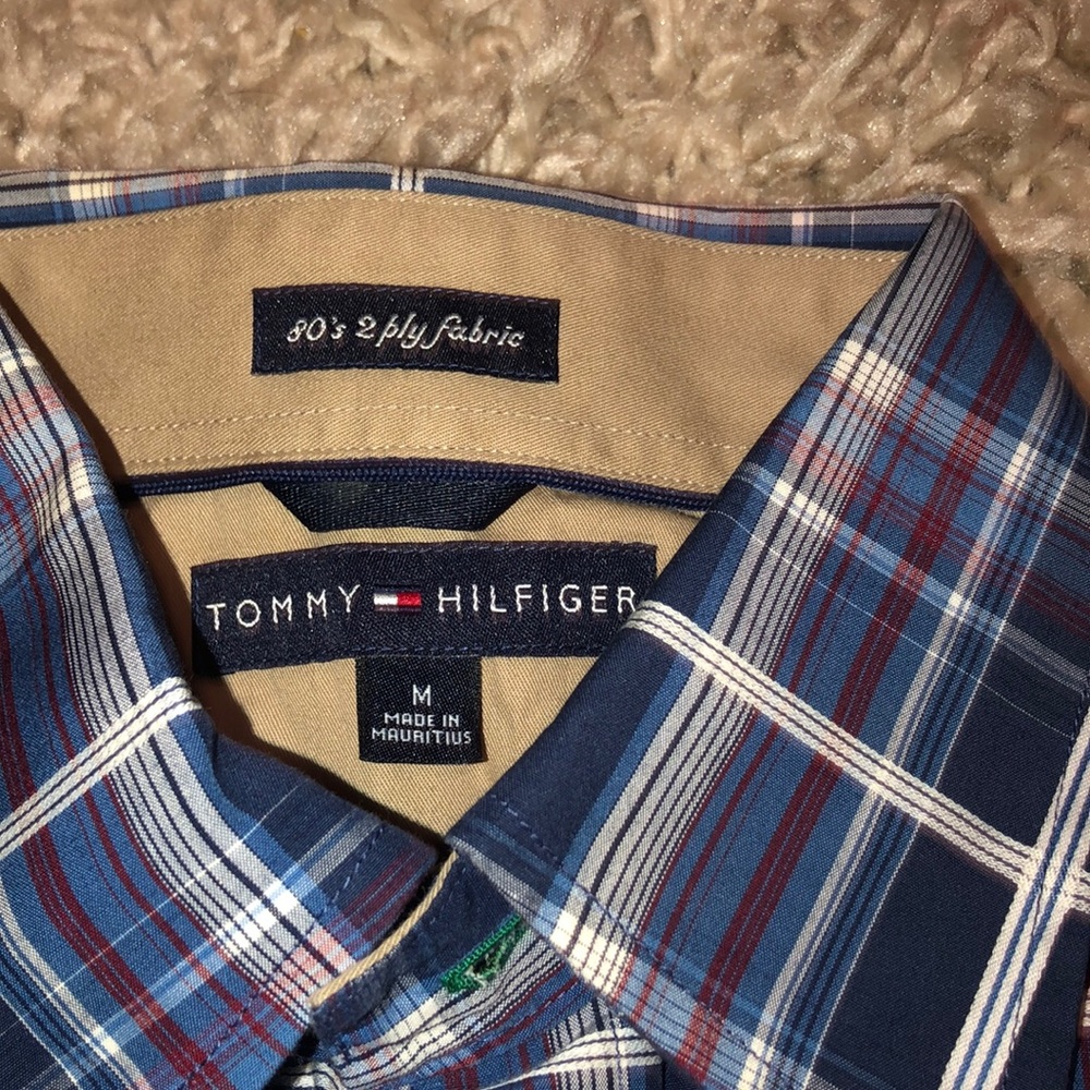 NWT! Tommy Hilfiger button down - Picture 2 of 4